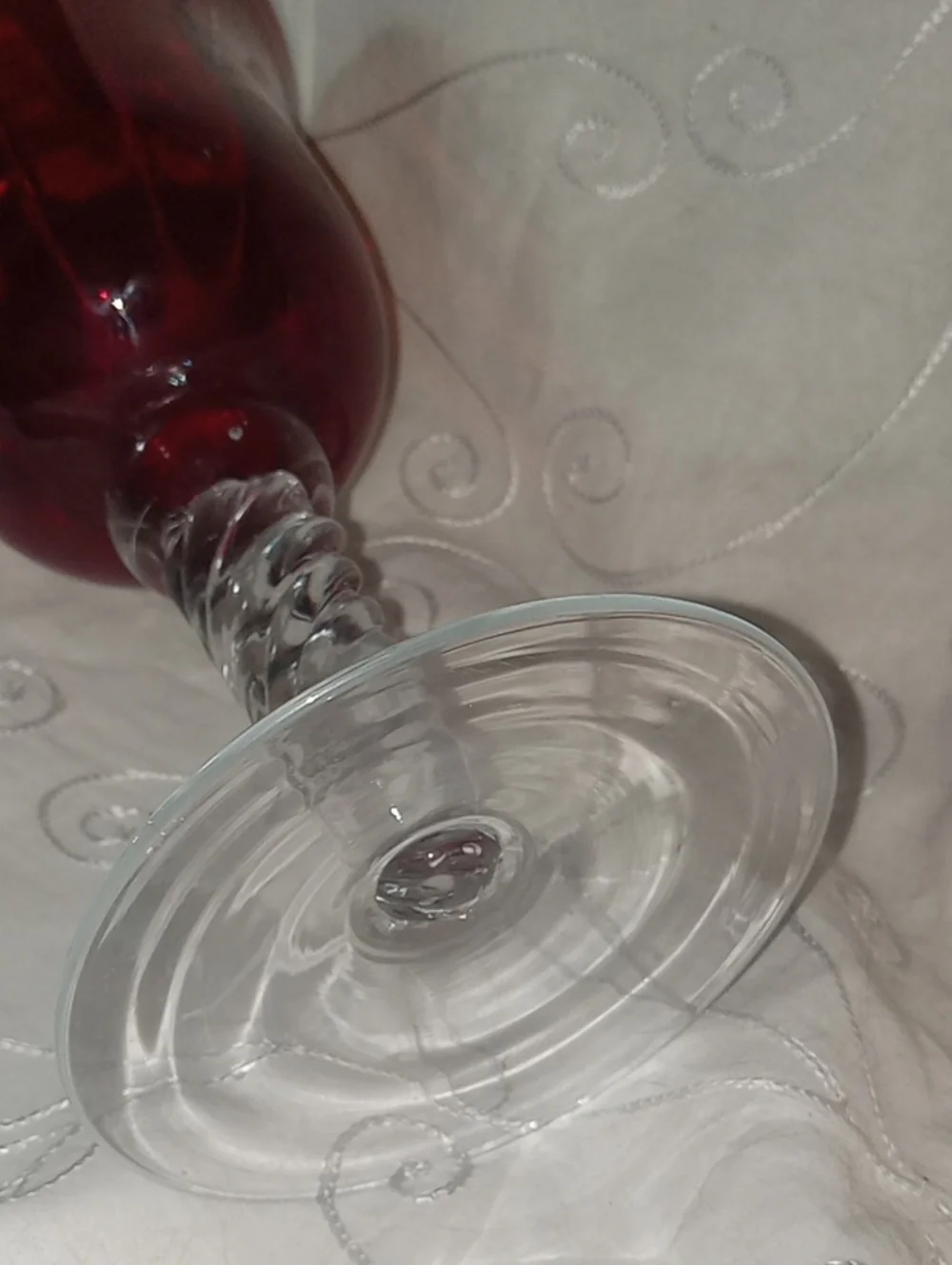 beautiful Ruby Twisted Glass Footed Vase